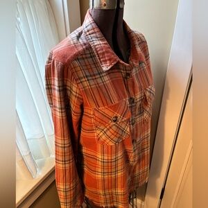 Womens lightweight flannel shacket